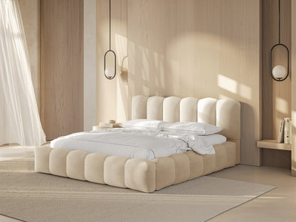 Bett Bouclé Beige Lupine — Wohnbeispiel