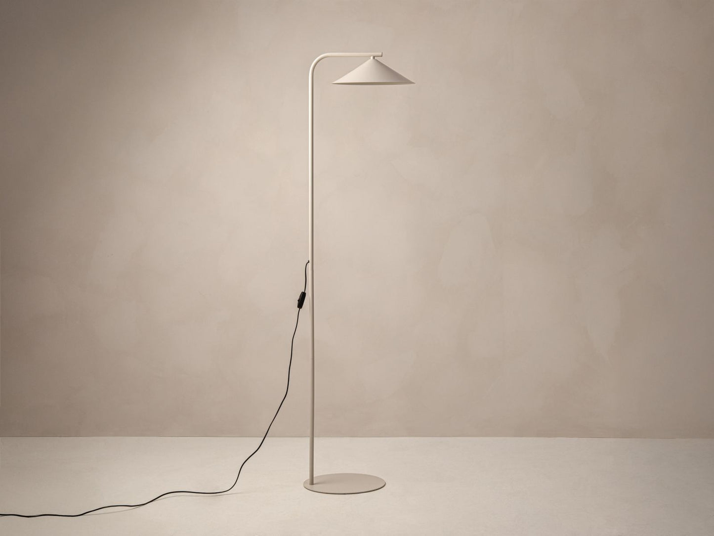 Nocte Floor Lamp — Beige