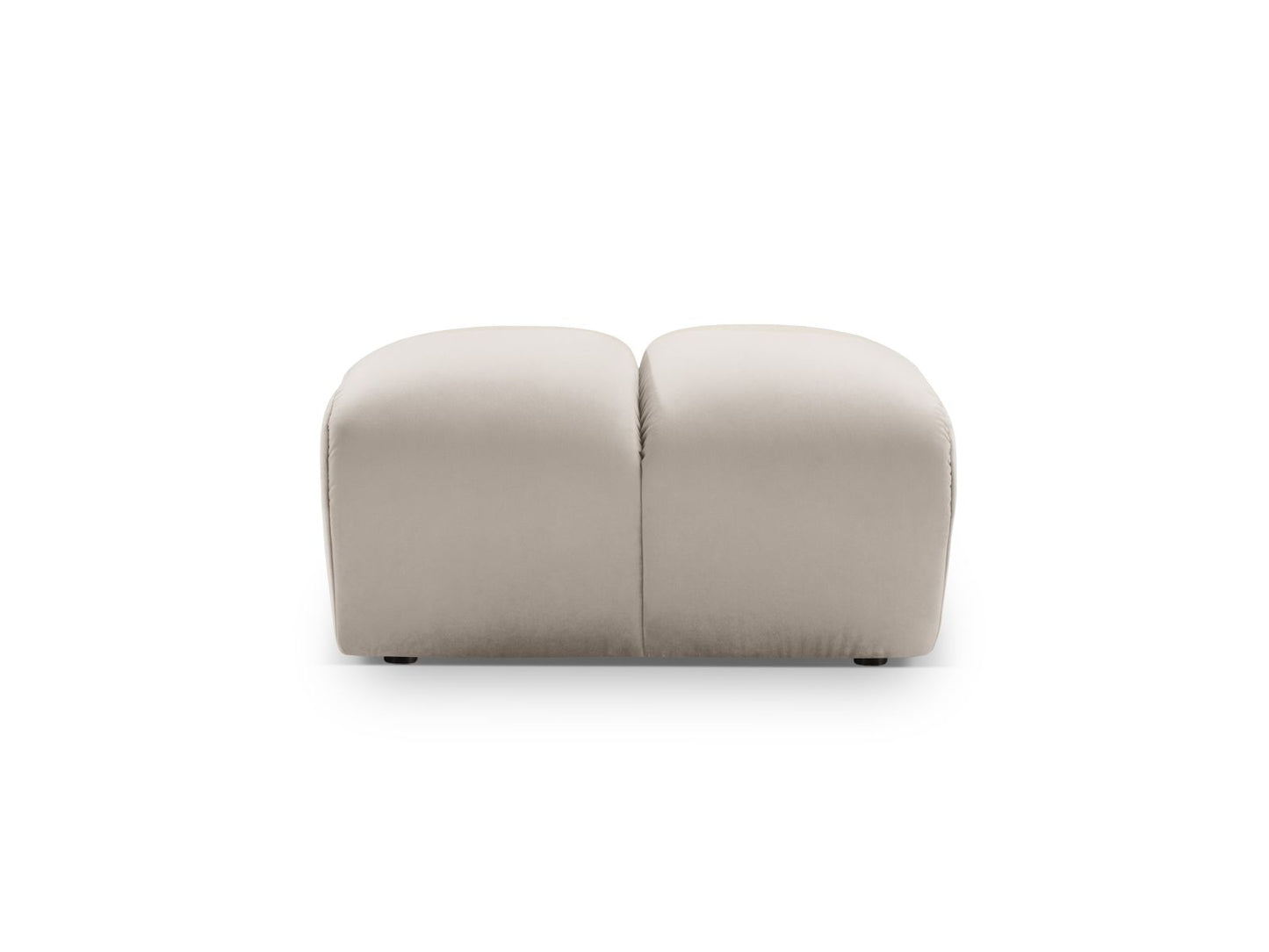 Pouf Samt Beige Diana — Wohnbeispiel
