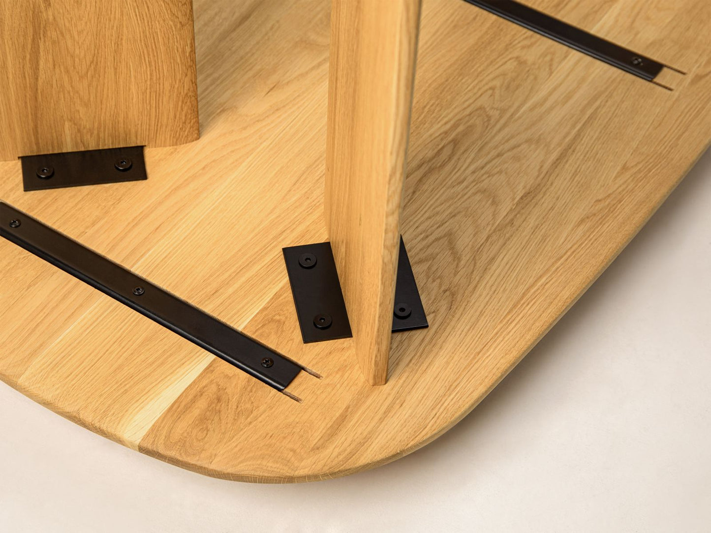 Charlotte Coffee Table
